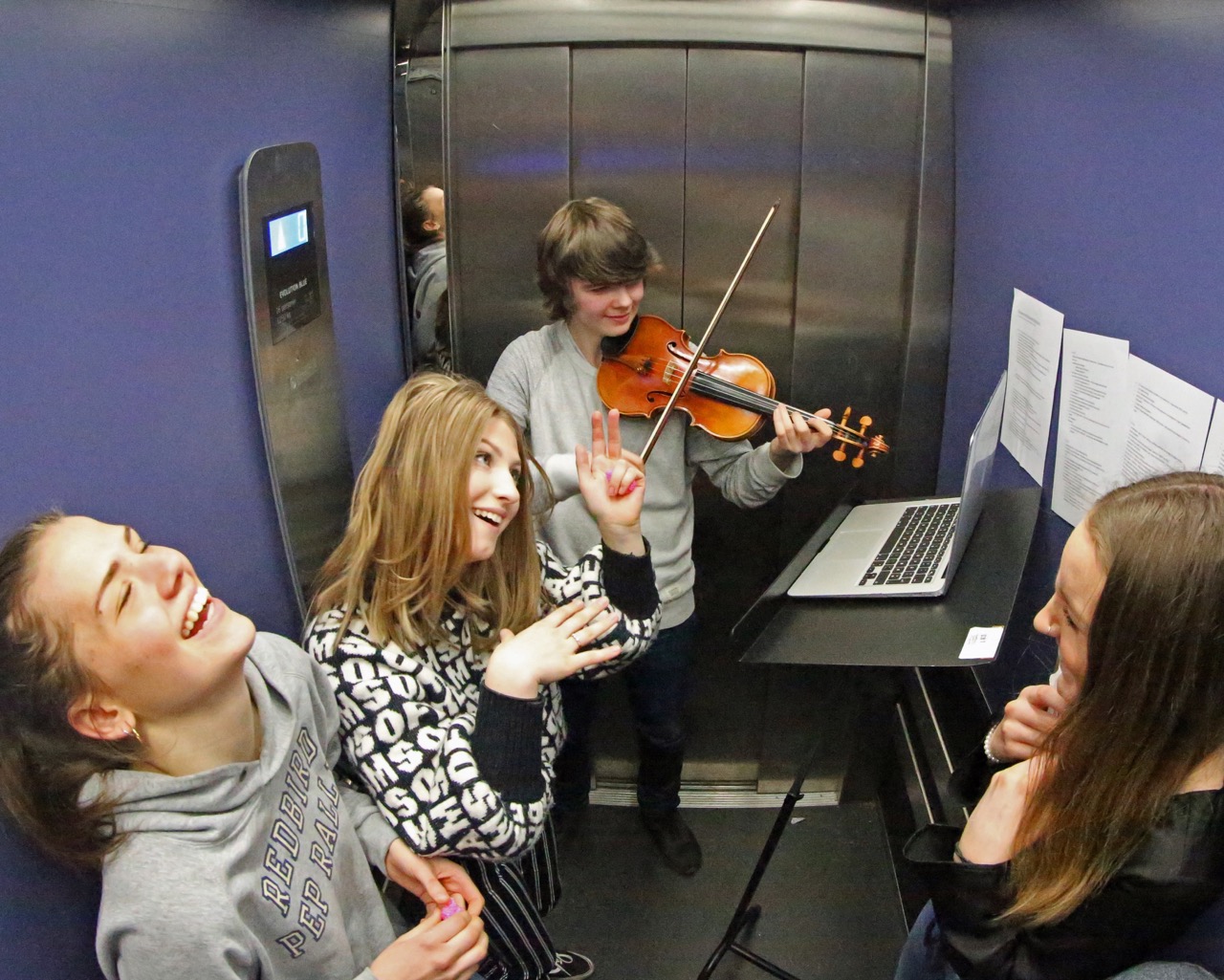 Peter D. Hypher Musikk