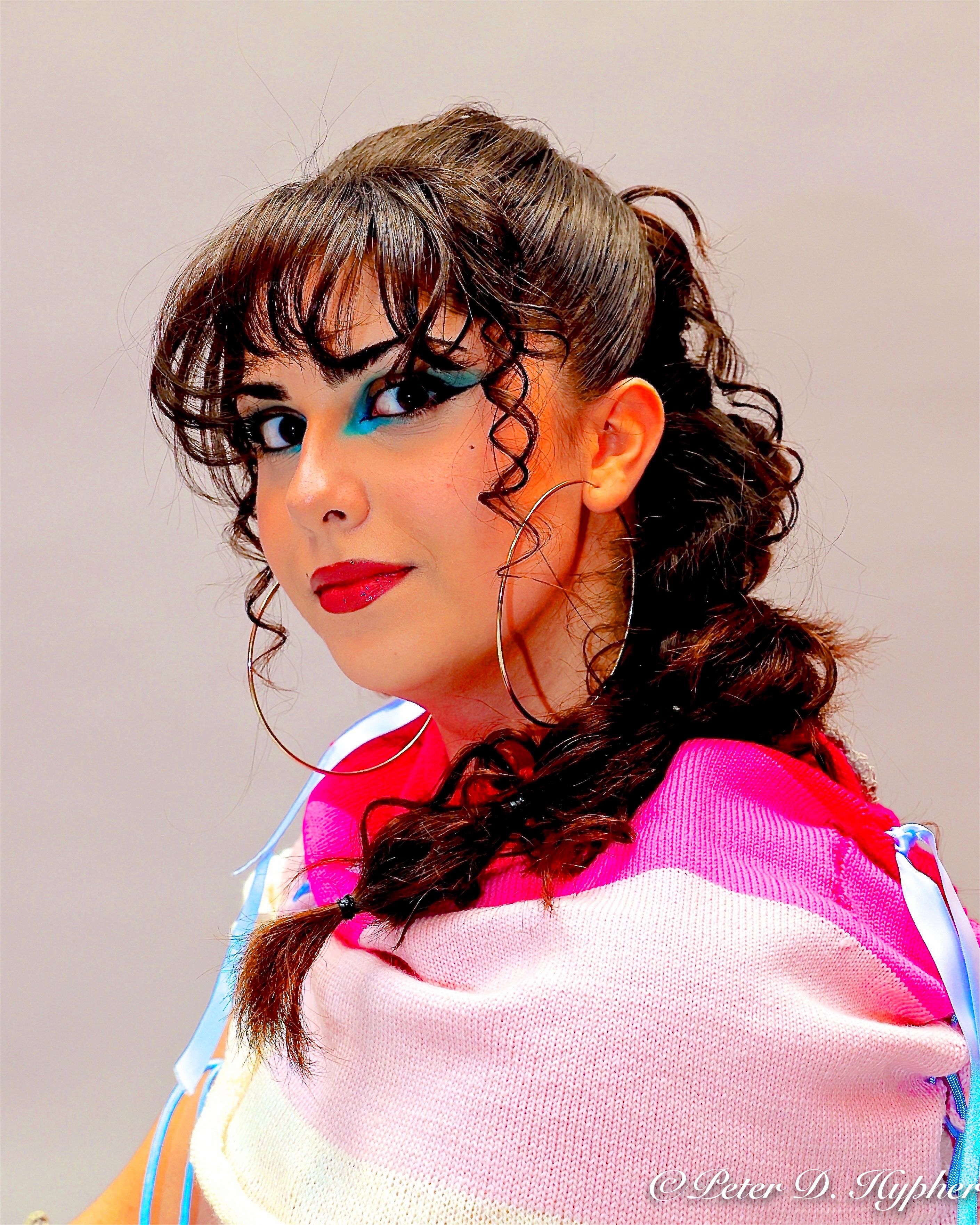 en person med langt hår